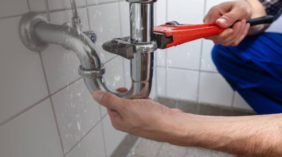 Expert burst pipe repair services in Martins Ferry, OH